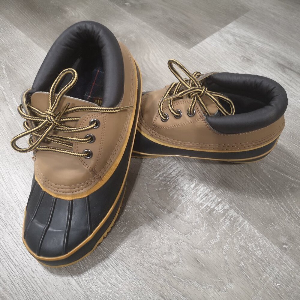 River Land Boots & Shoes Ladies Size 6 Navy Blue & Tan Duck Shoes / Boots